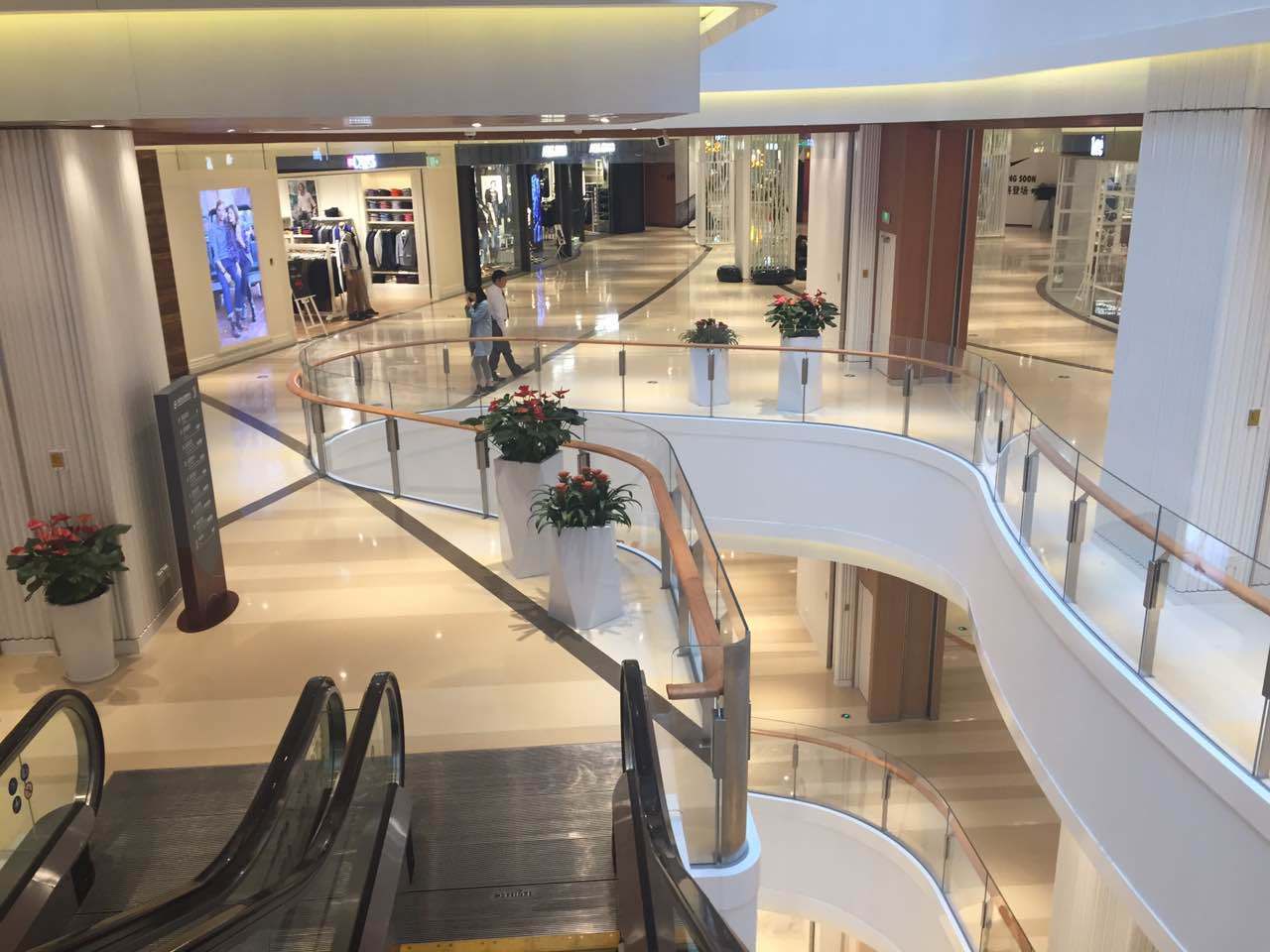 上海世纪大都会