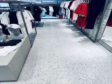 厦门阿迪达斯BC店